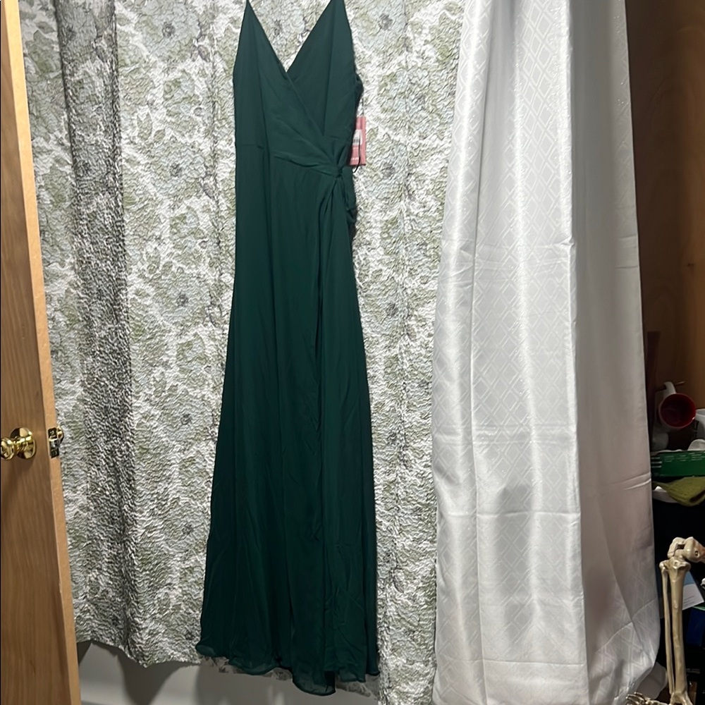 Elegant Green Maxi Dress